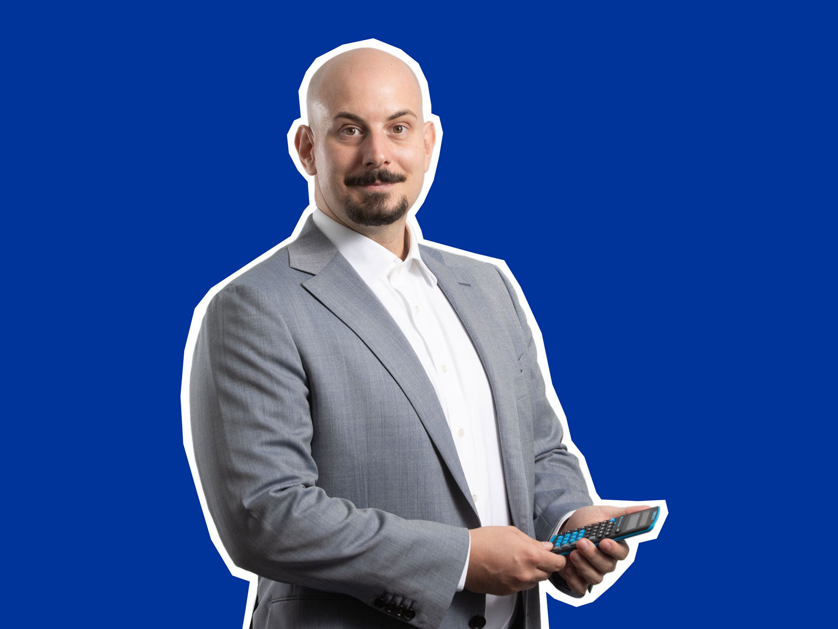 Patrick Zimmermann ist Controller bei der Abteilung Finanzen: «Im Controlling habe ich die Möglichkeit, die verschiedenen Welten der Fakultäten und der Zentralen Dienste kennen zu lernen. Ich hatte auch die Unterstützung, eine Weiterbildung zu machen, was ich sehr schätze.»
