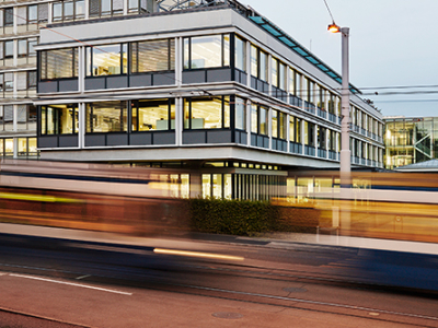 Gebäude Zentrum Zahnmedizin Plattenstrasse 11