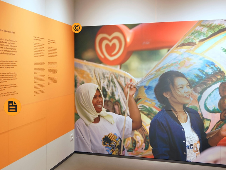 Impressions of the 360° exhibition "Devotion"
