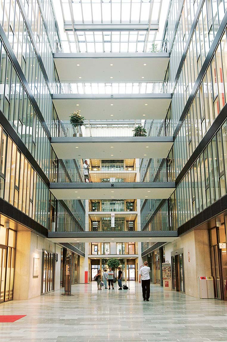 2006 – Opening of Oerlikon Campus